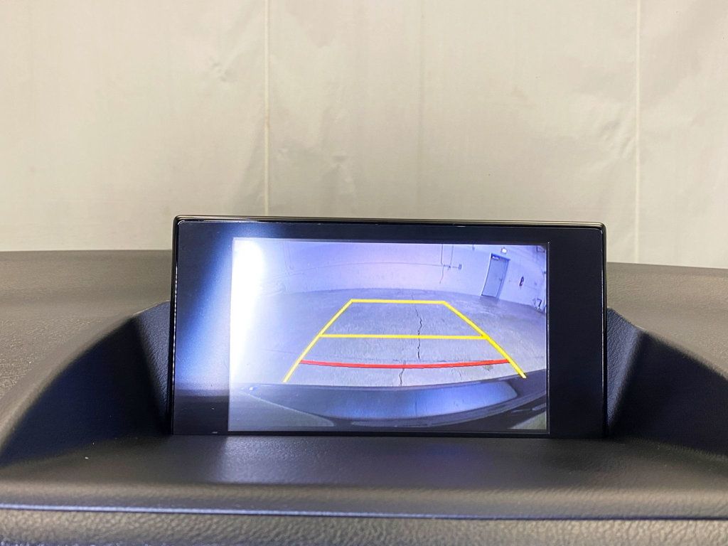 2015 Lexus CT 200h 5dr Sedan Hybrid - 22926152 - 33