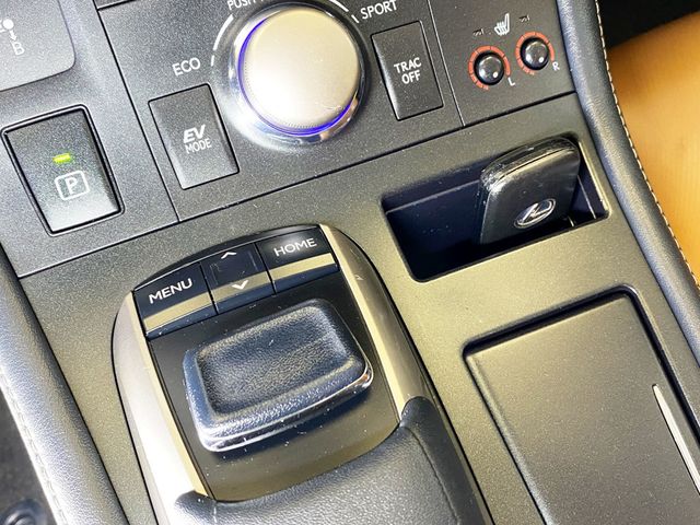 2015 Lexus CT 200h 5dr Sedan Hybrid - 22926152 - 36