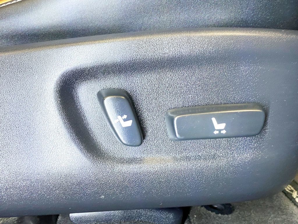 2015 Lexus CT 200h 5dr Sedan Hybrid - 22926152 - 45