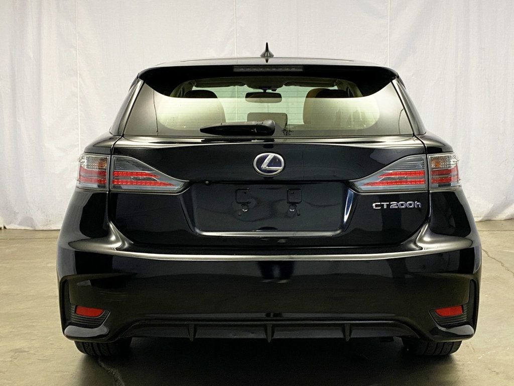 2015 Lexus CT 200h 5dr Sedan Hybrid - 22926152 - 4