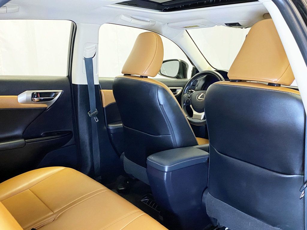 2015 Lexus CT 200h 5dr Sedan Hybrid - 22926152 - 50