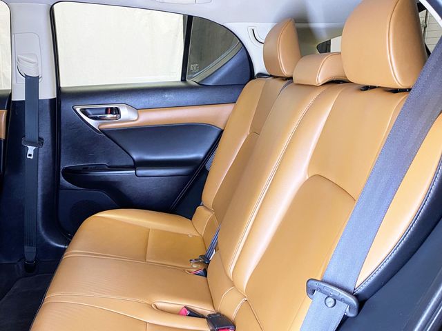 2015 Lexus CT 200h 5dr Sedan Hybrid - 22926152 - 54