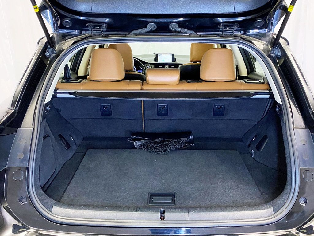 2015 Lexus CT 200h 5dr Sedan Hybrid - 22926152 - 55