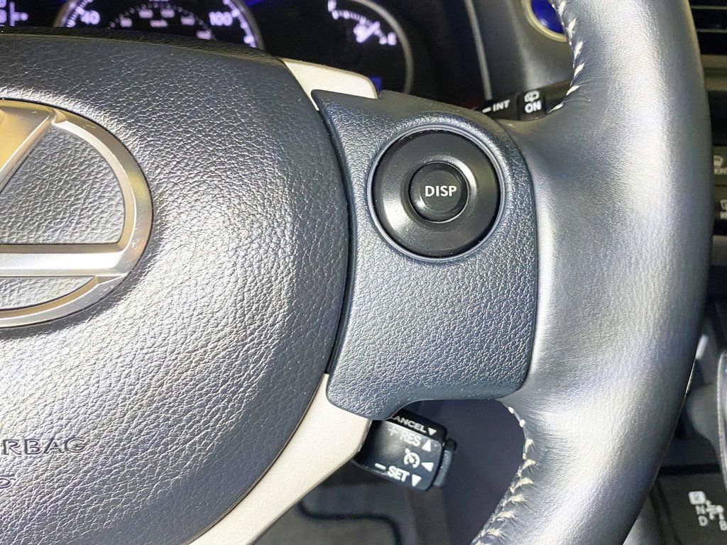 2015 Lexus CT 200h 5dr Sedan Hybrid - 22928331 - 26