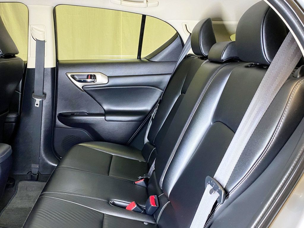 2015 Lexus CT 200h 5dr Sedan Hybrid - 22928331 - 49