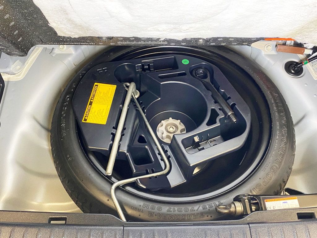 2015 Lexus CT 200h 5dr Sedan Hybrid - 22928331 - 54