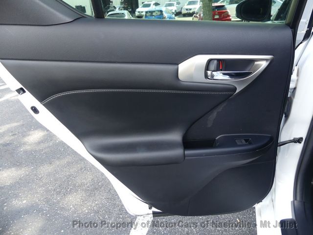2015 Lexus CT 200h 5dr Sedan Hybrid - 23085131 - 17