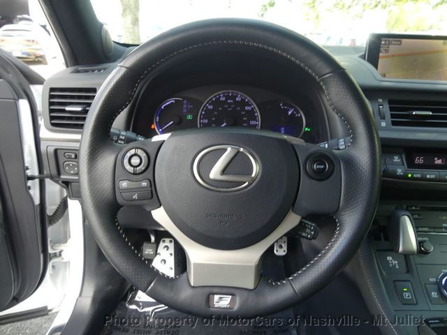 2015 Lexus CT 200h 5dr Sedan Hybrid - 23085131 - 30