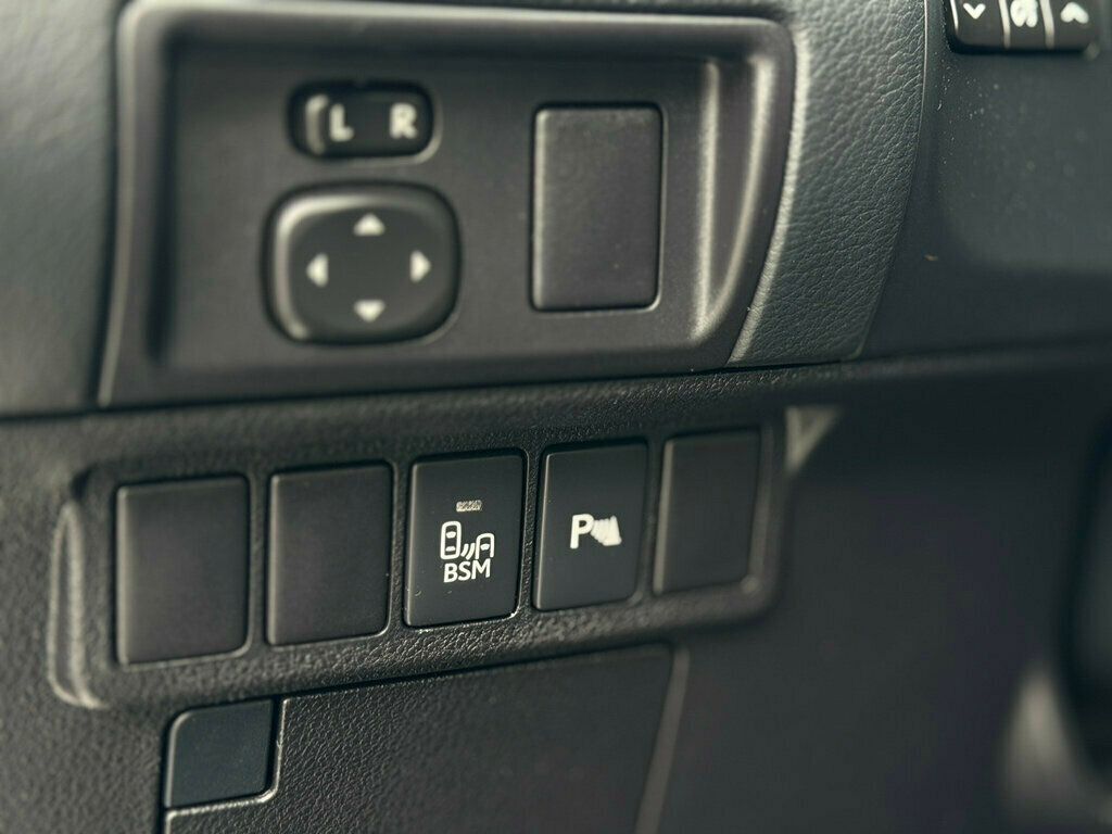 2015 Lexus ES 300h 4dr Sedan Hybrid - 22960995 - 14