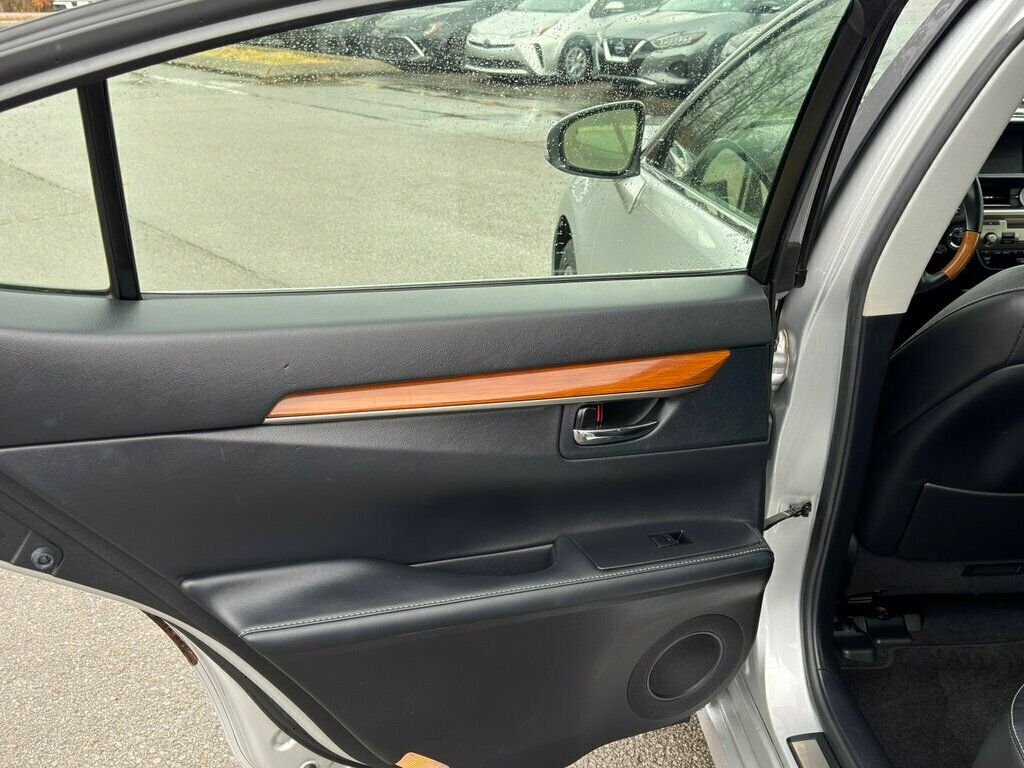 2015 Lexus ES 300h 4dr Sedan Hybrid - 22960995 - 16