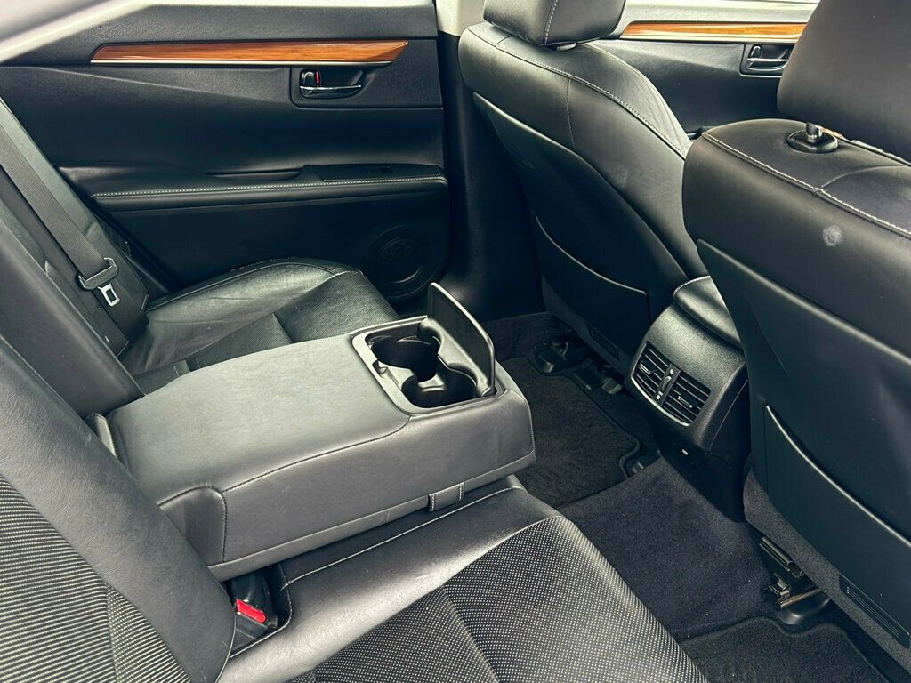 2015 Lexus ES 300h 4dr Sedan Hybrid - 22960995 - 18