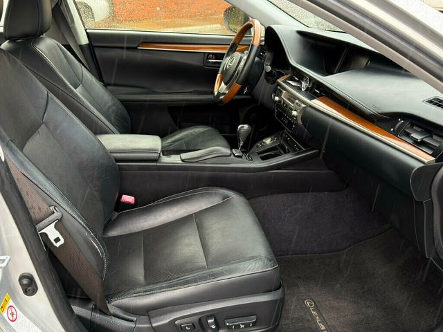 2015 Lexus ES 300h 4dr Sedan Hybrid - 22960995 - 22