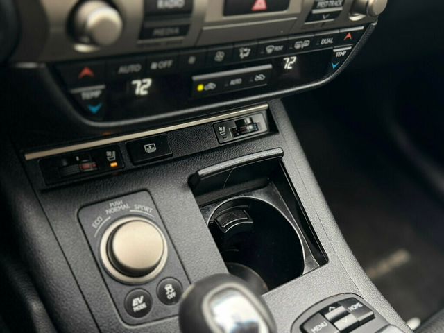 2015 Lexus ES 300h 4dr Sedan Hybrid - 22960995 - 29