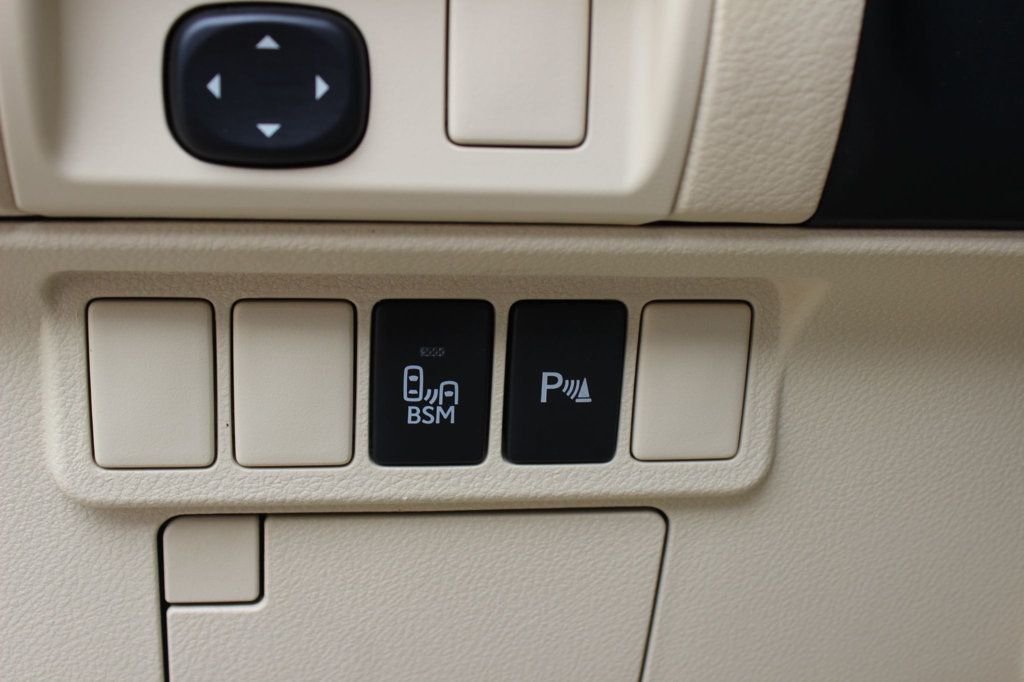 2015 Lexus ES 350 4dr Sedan - 23027427 - 15