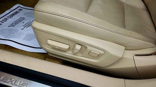 2015 Lexus ES 350 4dr Sedan w/ Hard Disk Navigation & Luxury Package - 23008177 - 11