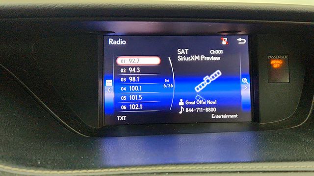 2015 Lexus ES 350 4dr Sedan w/ Premium Audio, Leather Seats & Dual Zone Climate - 22992813 - 18