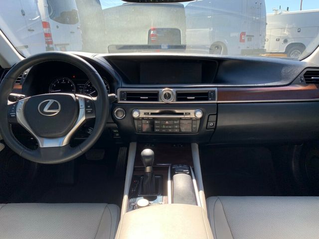 2015 Lexus GS 350 4dr Sedan Crafted Line RWD - 22643550 - 46