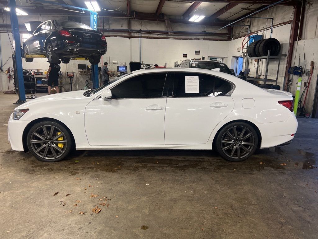 2015 Lexus GS 350 photo 2