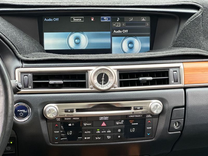 2015 Lexus GS 450h 4dr Sedan Hybrid - 23010633 - 15