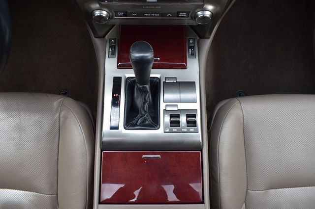 2015 Lexus GX 460 4WD 4dr - 22989038 - 40