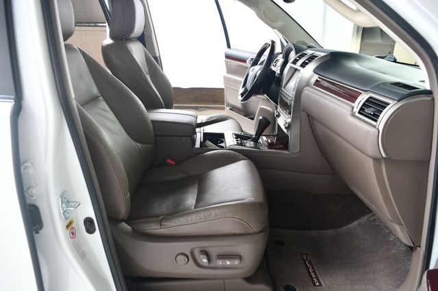 2015 Lexus GX 460 4WD 4dr - 22950735 - 30