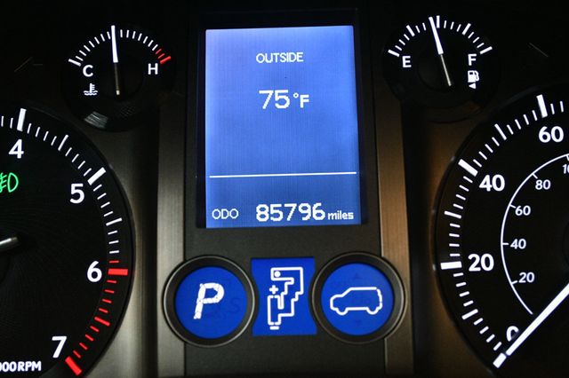 2015 Lexus GX 460 4WD 4dr - 22950735 - 46