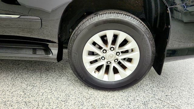 2015 Lexus GX 460 4WD 4dr 4WD 4dr w/ Premium Pkg, & Blind Spot Monitor - 23035703 - 8