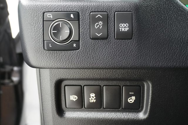 2015 Lexus GX 460 4WD 4dr Luxury - 22935416 - 24