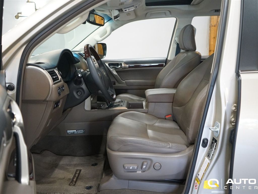 2015 Lexus GX 460 4WD 4dr Luxury - 23089744 - 14