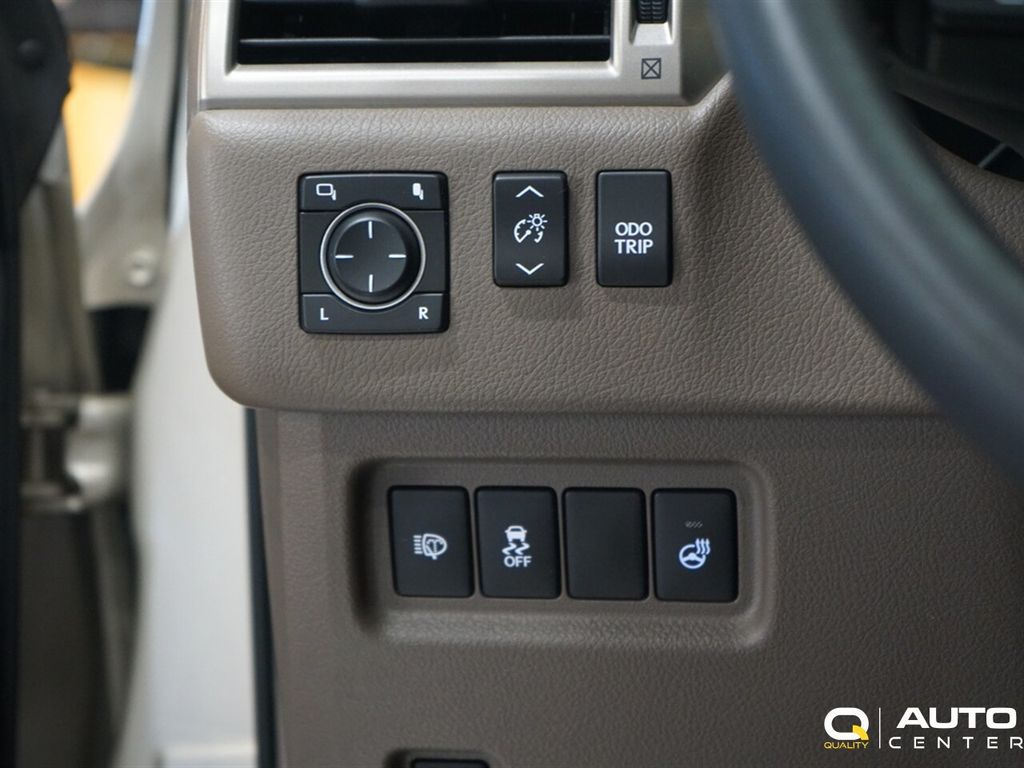 2015 Lexus GX 460 4WD 4dr Luxury - 23089744 - 19
