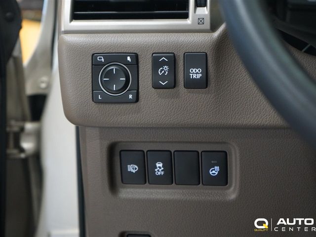 2015 Lexus GX 460 4WD 4dr Luxury - 23089744 - 19