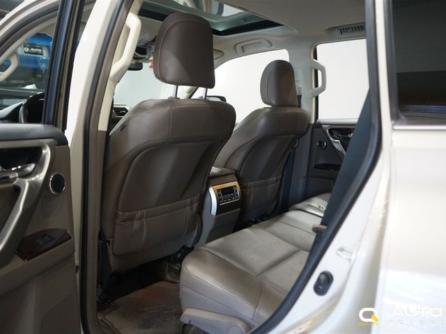 2015 Lexus GX 460 4WD 4dr Luxury - 23089744 - 29
