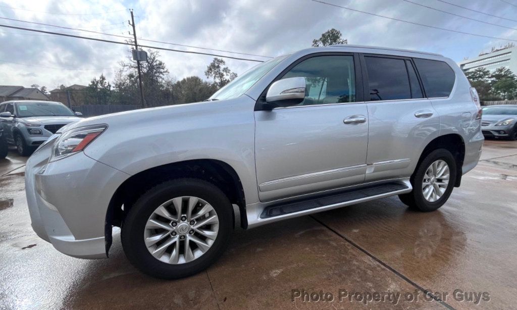 2015 Lexus GX 460 Full-time 4WD Cooling / Heated Leather Seats w/ Reverse Camera, Bluetooth and Sunroof - 22104805 - 11