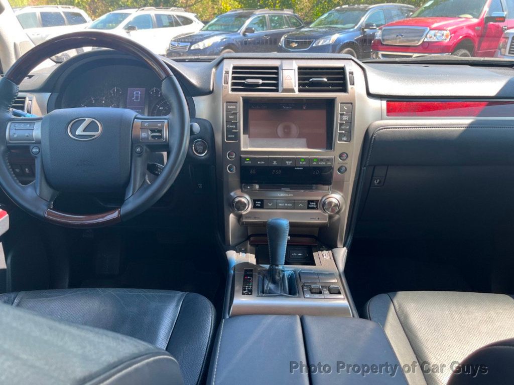 2015 Lexus GX 460 Full-time 4WD Cooling / Heated Leather Seats w/ Reverse Camera, Bluetooth and Sunroof - 22104805 - 17