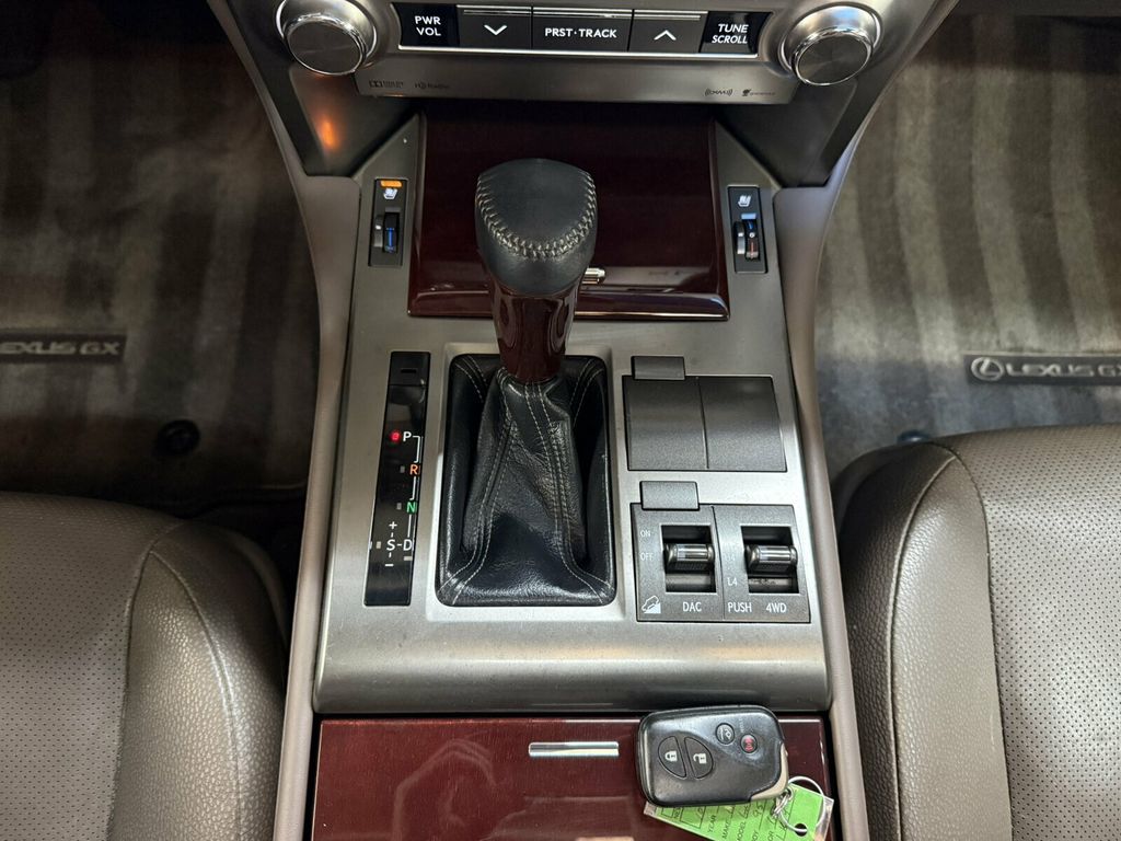 2015 Lexus GX 460 Local Trade/Premium Pkg/Heated&Cooled Seats/Blind Spot Monitor - 23080942 - 13