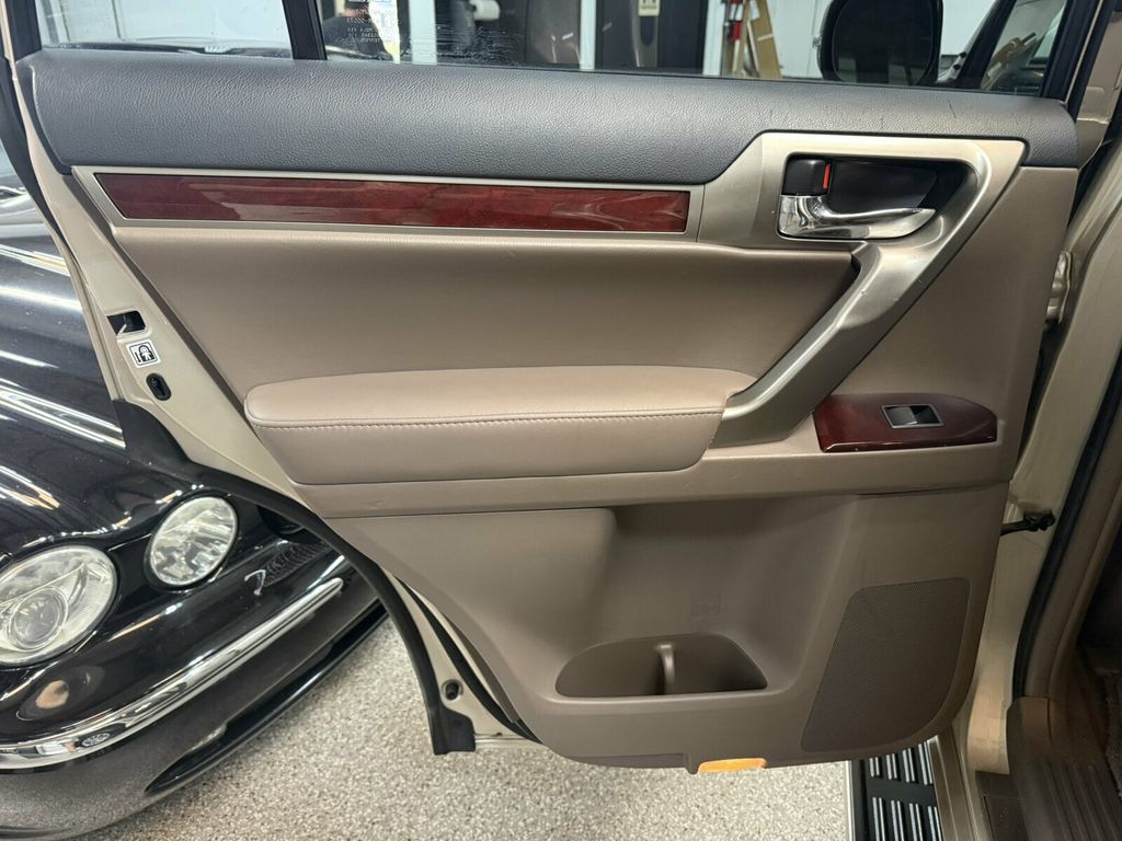 2015 Lexus GX 460 Local Trade/Premium Pkg/Heated&Cooled Seats/Blind Spot Monitor - 23080942 - 20