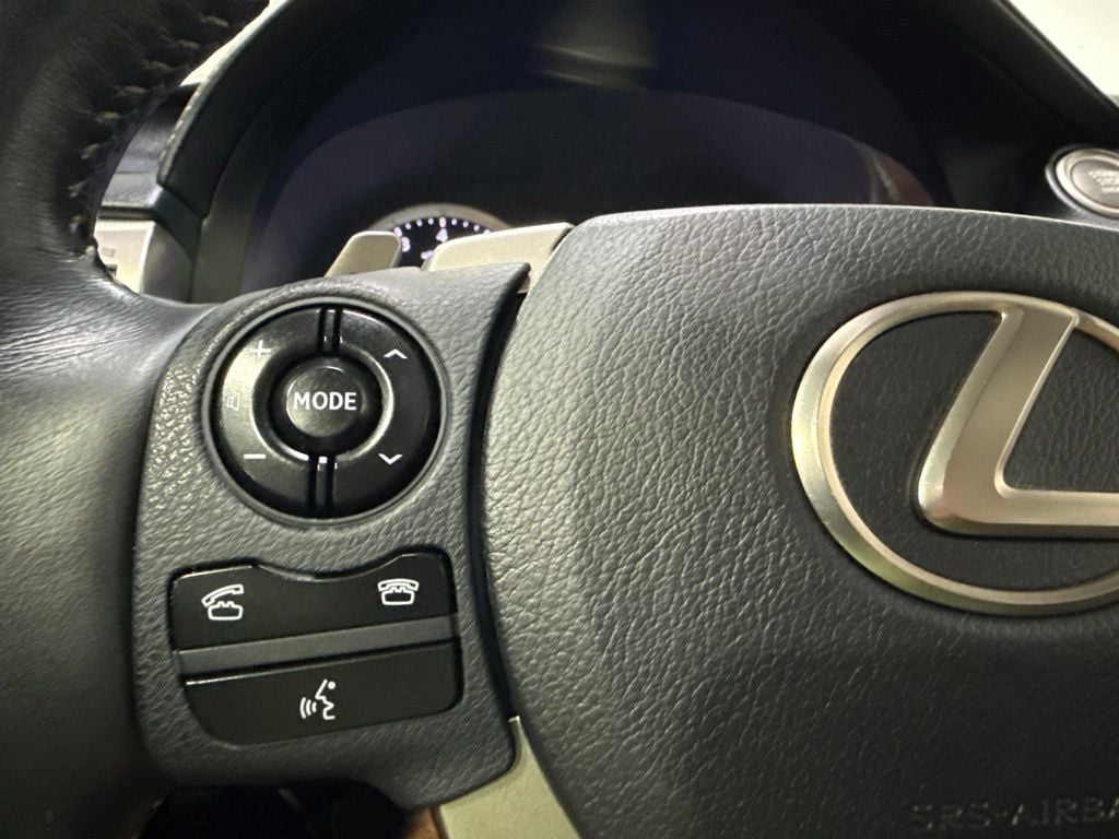 2015 Lexus IS 250 4dr Sport Sedan Automatic AWD - 23057948 - 14