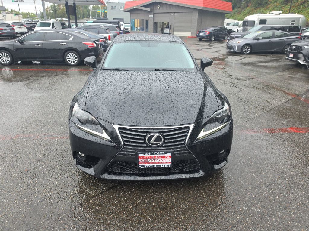 Lexus IS250 photo 22
