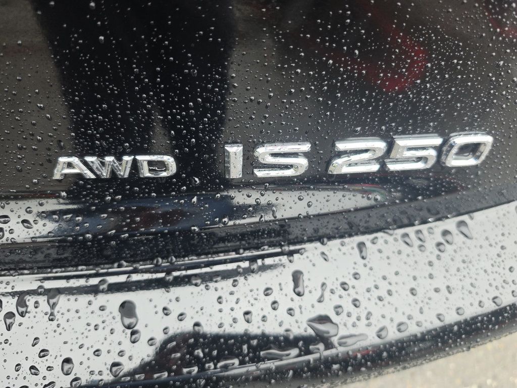 Lexus IS250 photo 27