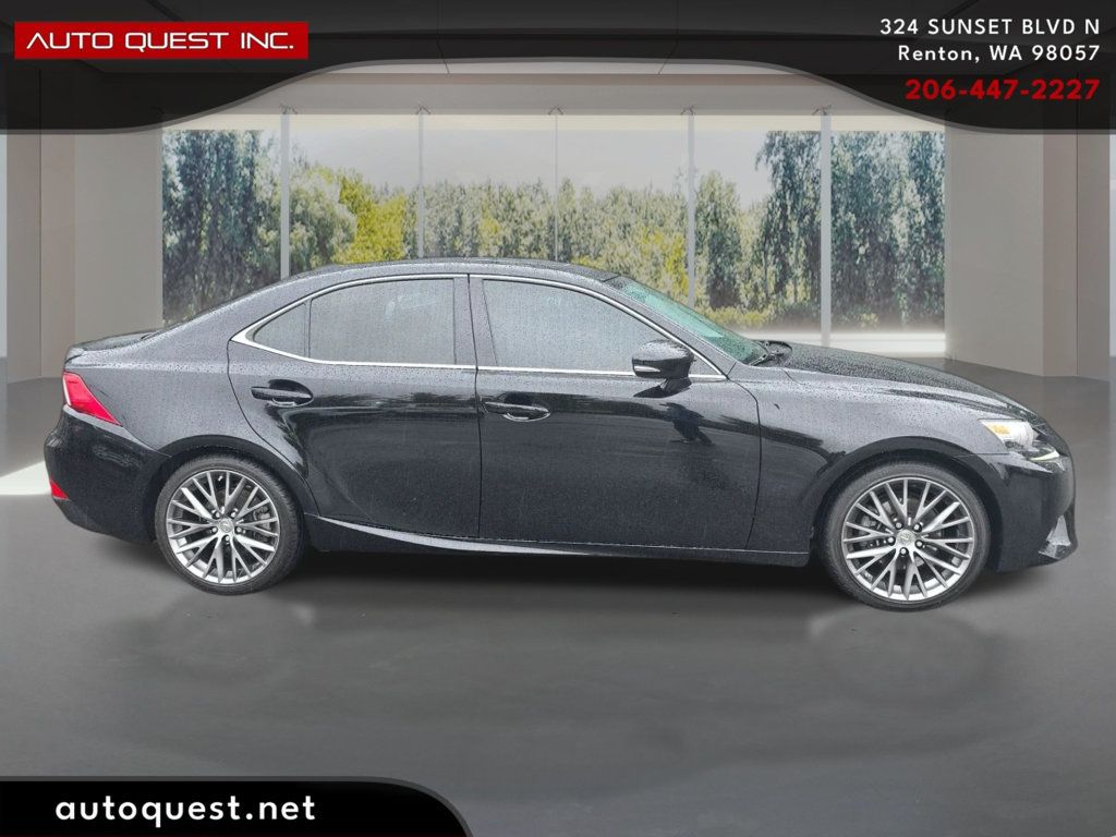 Lexus IS250 photo 4