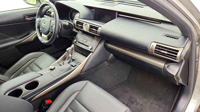 2015 Lexus IS 250 4dr Sport Sedan Automatic AWD with F SPORT & Navigation Packages - 22978831 - 25