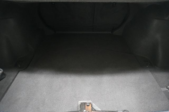 2015 Lexus IS 250 4dr Sport Sedan Automatic RWD - 23034863 - 28