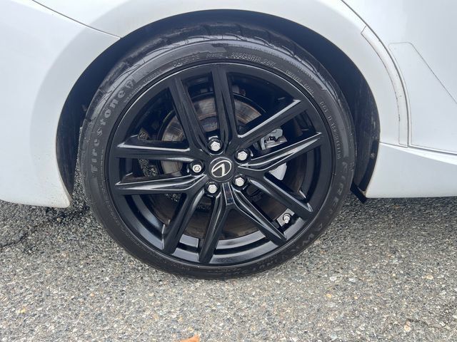 2015 Lexus IS 250 4dr Sport Sedan Automatic RWD - 22997324 - 16