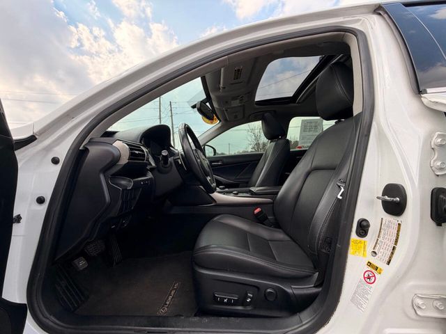 2015 Lexus IS 250 4dr Sport Sedan Automatic RWD - 22976968 - 9