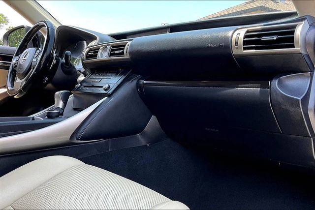 2015 Lexus IS 250 4dr Sport Sedan Automatic RWD - 22957991 - 11