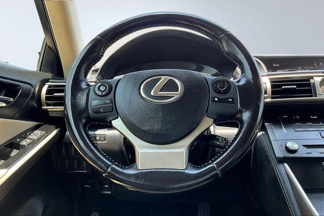 2015 Lexus IS 250 4dr Sport Sedan Automatic RWD - 22957991 - 19