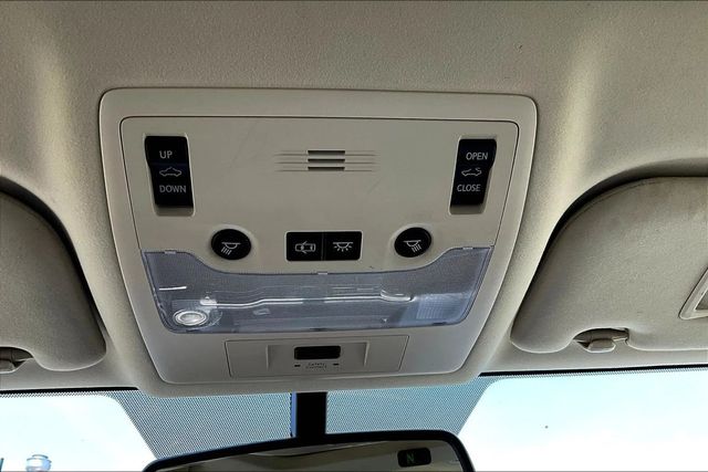 2015 Lexus IS 250 4dr Sport Sedan Automatic RWD - 22957991 - 28