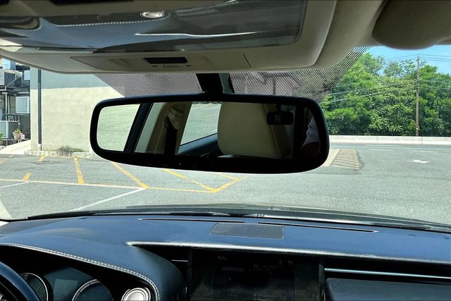 2015 Lexus IS 250 4dr Sport Sedan Automatic RWD - 22957991 - 30