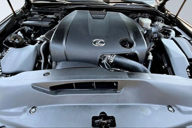 2015 Lexus IS 250 4dr Sport Sedan Automatic RWD - 22957991 - 35