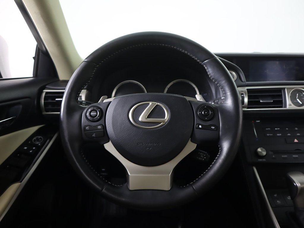 2015 Lexus IS 250 4dr Sport Sedan Crafted Line AWD - 22748358 - 39